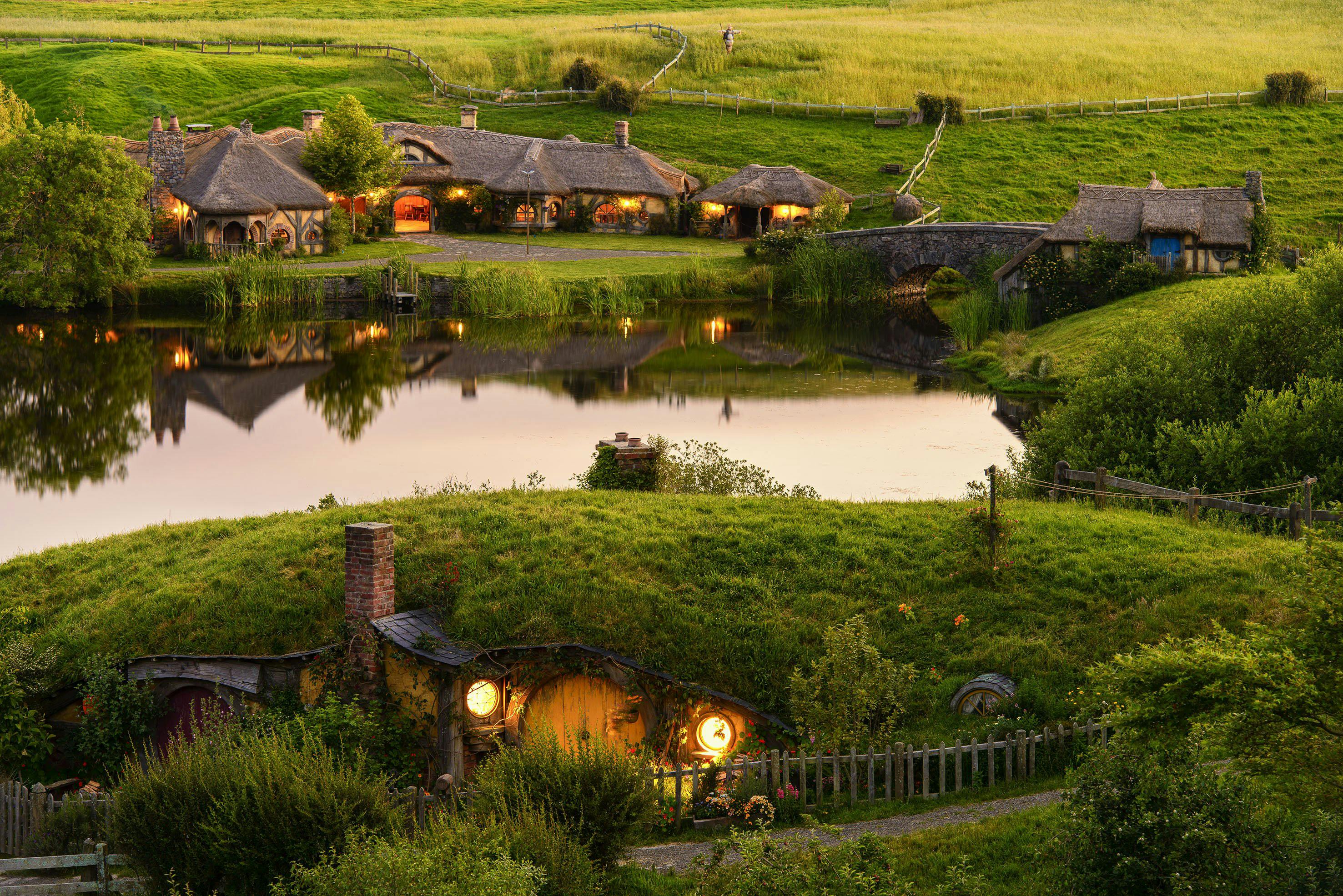 Hobbiton Movie Set Matamata Hobbiton Haka Tours